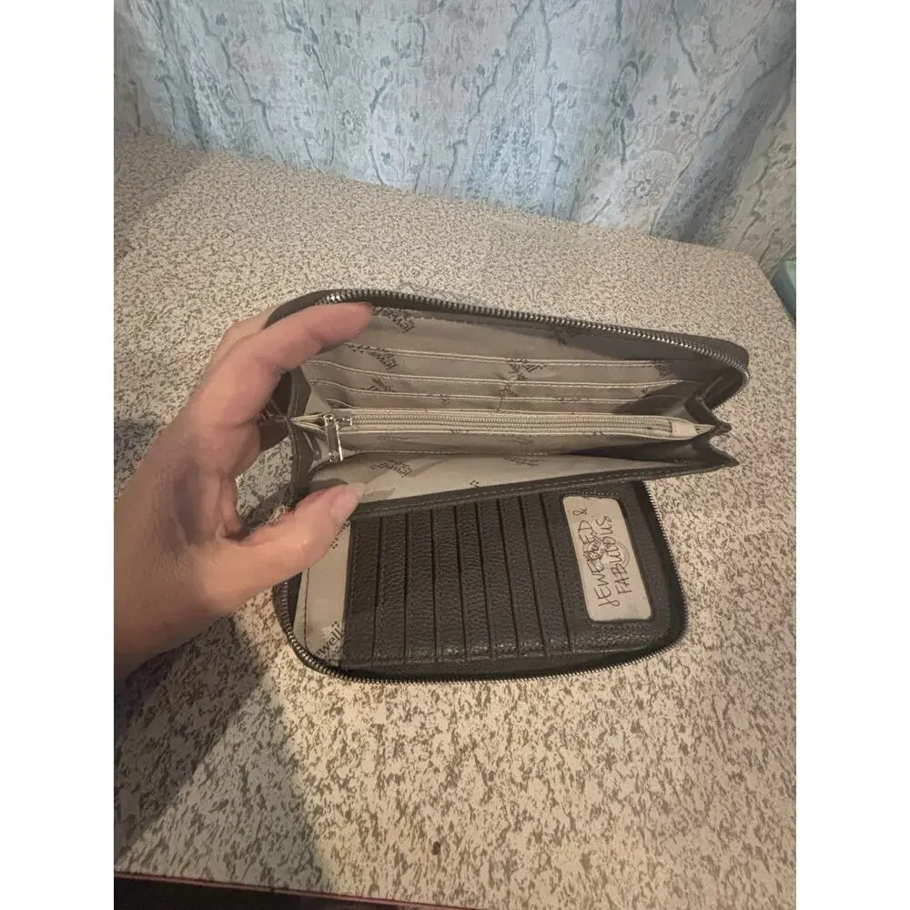 Jewell Thirty-One Gray Faux Snake Wristlet Wallet Clutch